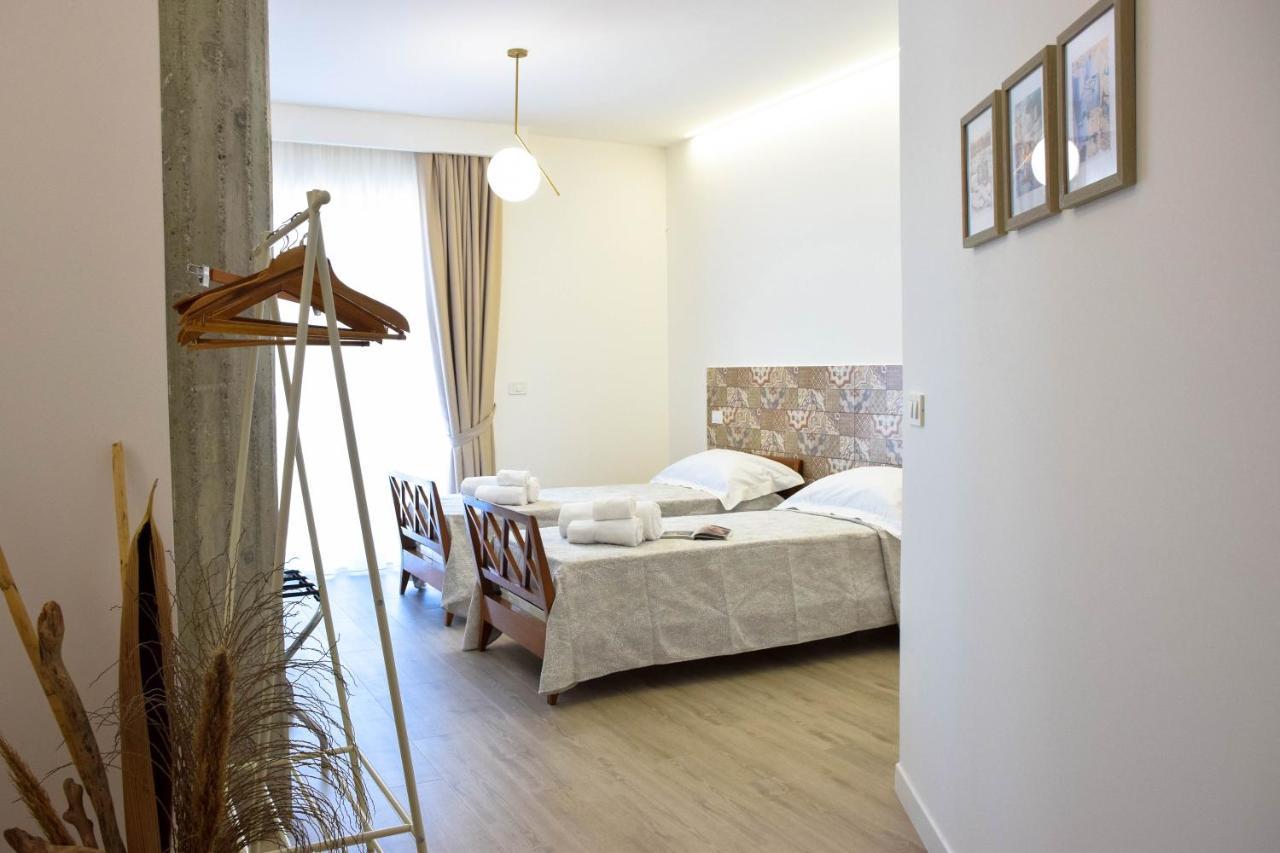 Accomodati B&B Marina di Gioiosa Ionica Exterior foto