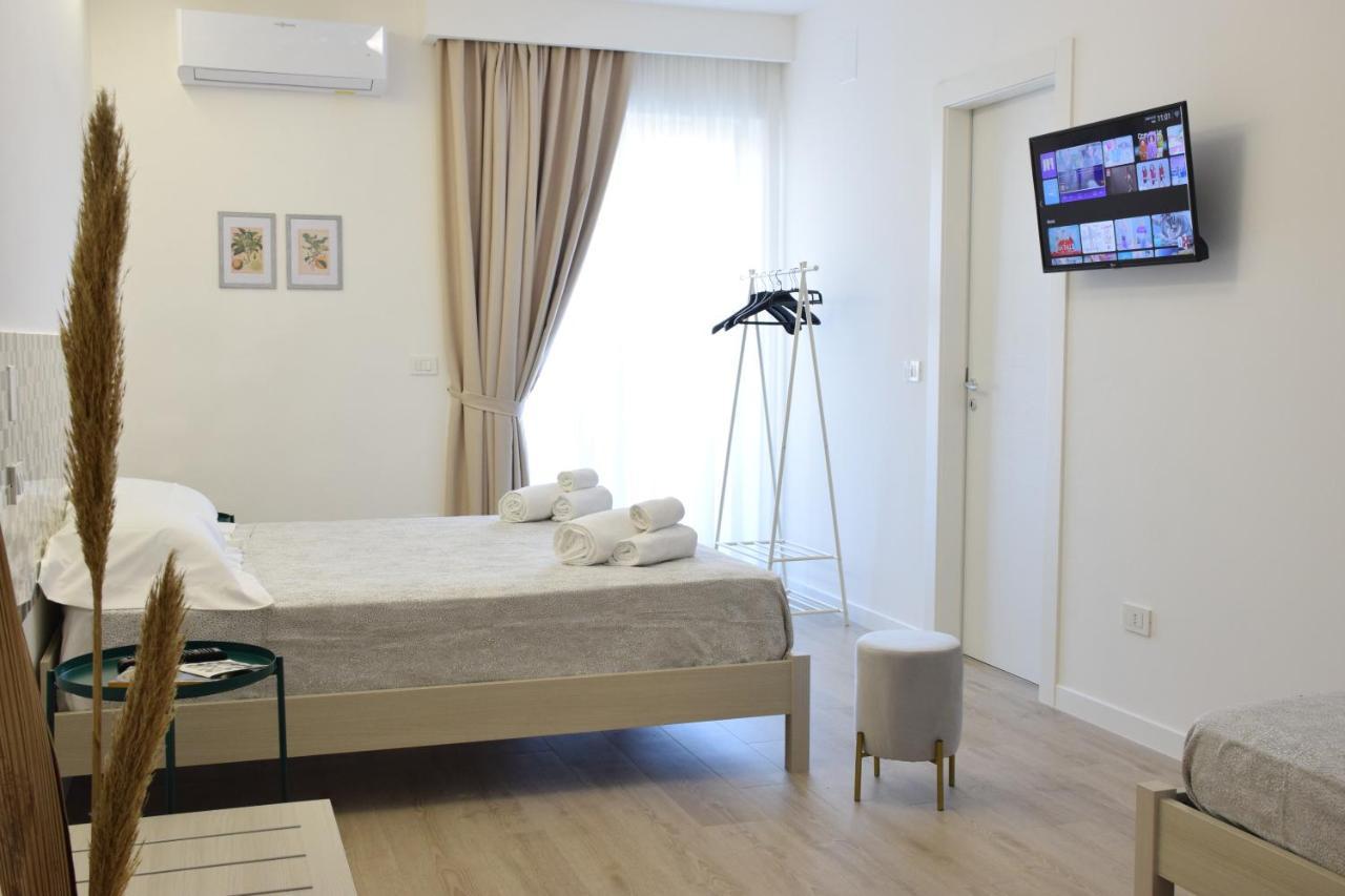 Accomodati B&B Marina di Gioiosa Ionica Exterior foto