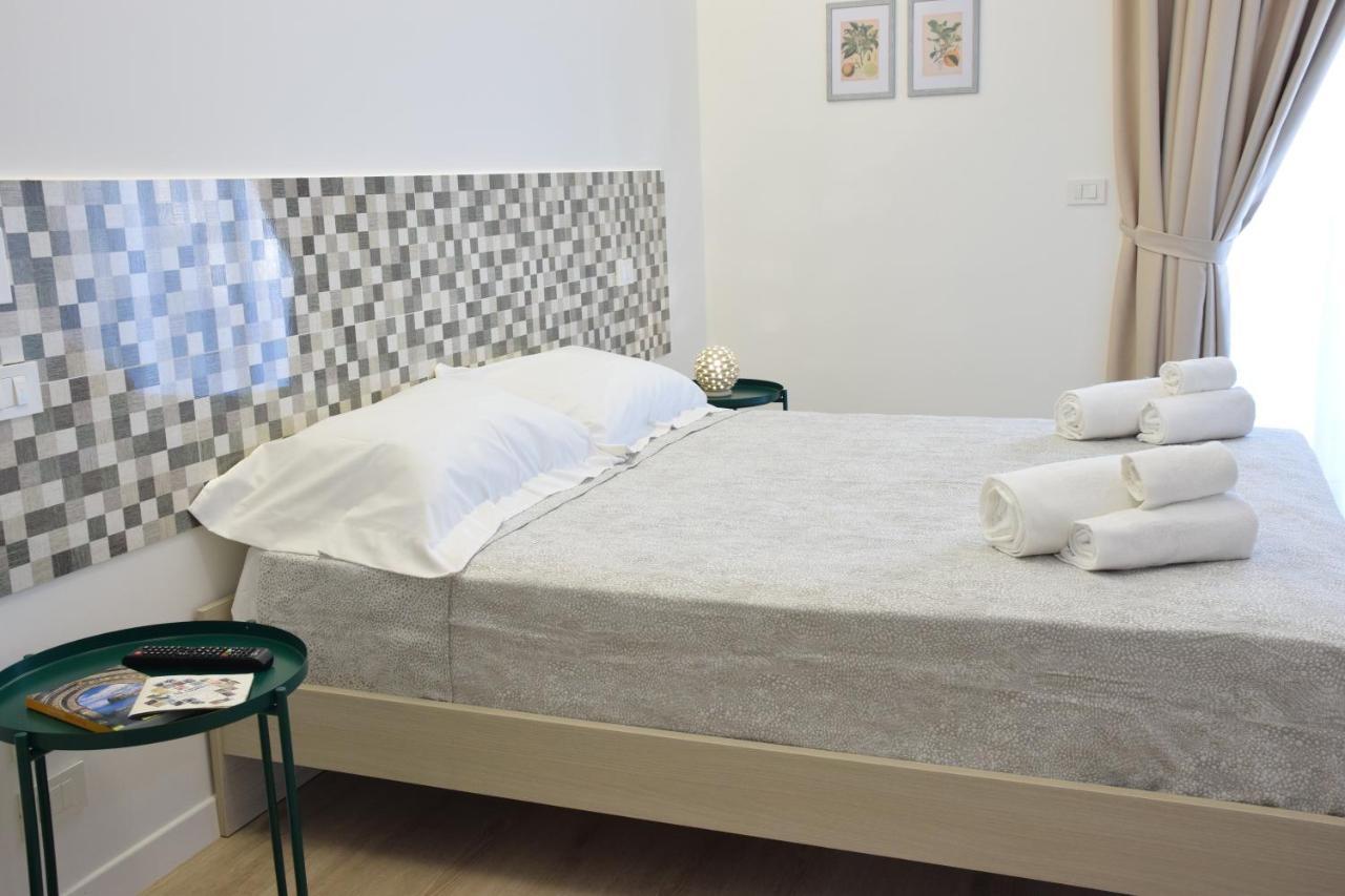 Accomodati B&B Marina di Gioiosa Ionica Exterior foto