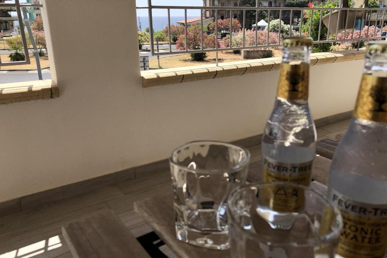 Accomodati B&B Marina di Gioiosa Ionica Exterior foto