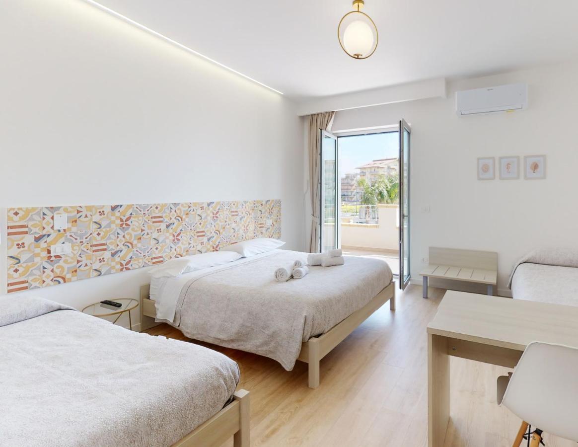 Accomodati B&B Marina di Gioiosa Ionica Exterior foto